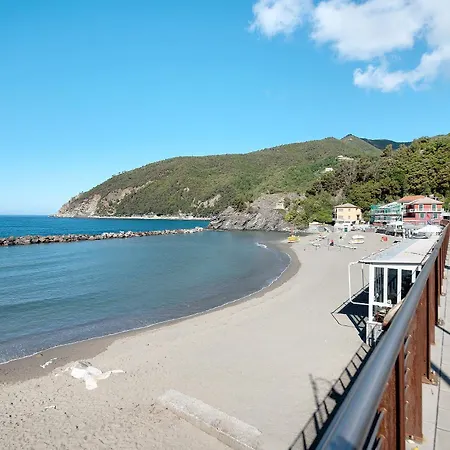 Bilocale 38 Moneglia